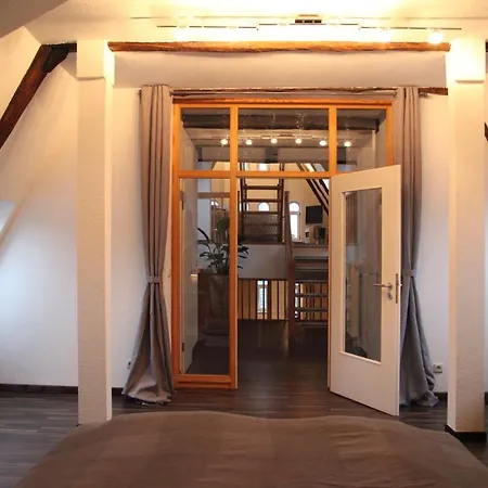 Wunderschoene Dachgeschoss - Maisonette Ρόστοκ