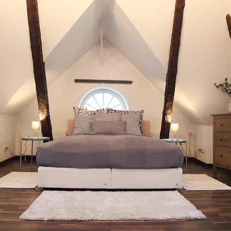 Διαμέρισμα Wunderschoene Dachgeschoss - Maisonette *